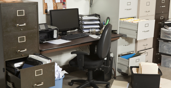 unorganized offices are stressful to work in